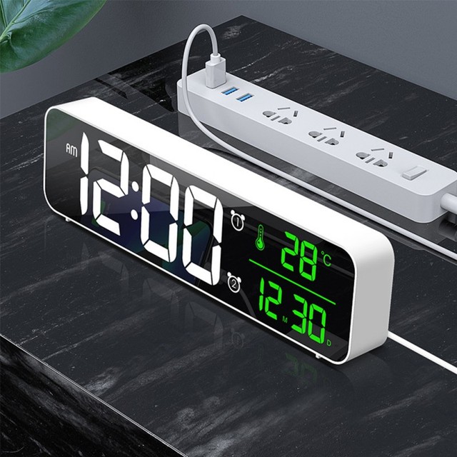 Sypialnia - Cyfrowy budzik LED zegar z podświetlaniem, temperatura, alarm, USB - Wianko - 15