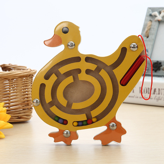 Drewniane zabawki Montessori - mobilny labirynt magnetyczny dla dzieci 0-12 miesięcy - Wianko - 14