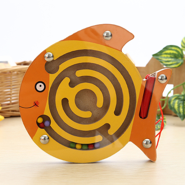 Drewniane zabawki Montessori - mobilny labirynt magnetyczny dla dzieci 0-12 miesięcy - Wianko - 13