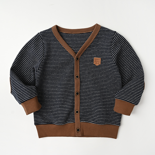 Dziergany sweter chłopięcy w paski na wiosnę i jesień - Wianko - 8