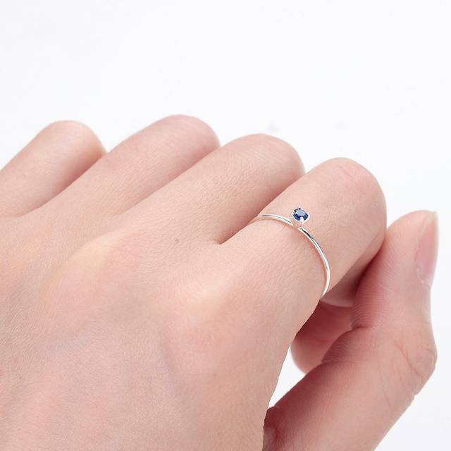 Pierścień Tiny ciemnoniebieski kamień marki Boho Vintage - moda minimalizm dla kobiet - Wianko - 4
