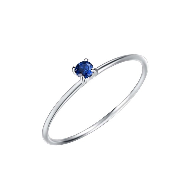 Pierścień Tiny ciemnoniebieski kamień marki Boho Vintage - moda minimalizm dla kobiet - Wianko - 1