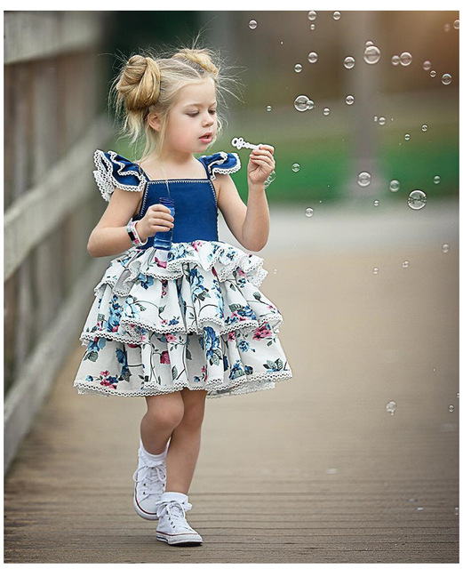 Sukienka dziewczęca z koronkowymi rękawami i wzorem drukowanym na materiale - Wianko - 2
