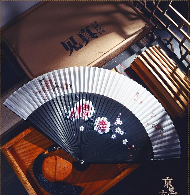 Japoński Hefeng - Składany Wachlarz z Nadrukiem Smoka - Prezent dla Fanów - 6 cali - Wianko - 1