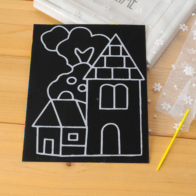 Dziecięcy papier do malowania Scratch Art o wymiarach 26.5cm x 19cm z kolorowymi i śmiesznymi rysunkami oraz rysikiem - Wianko - 5