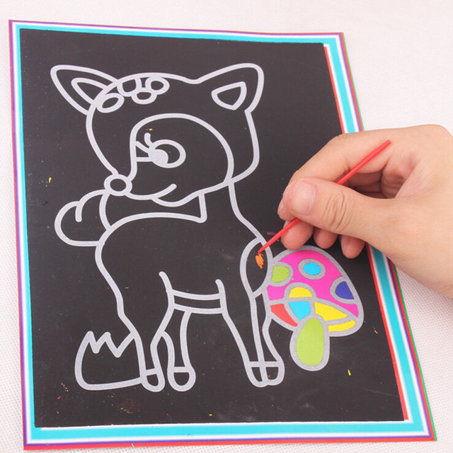 Dziecięcy papier do malowania Scratch Art o wymiarach 26.5cm x 19cm z kolorowymi i śmiesznymi rysunkami oraz rysikiem - Wianko - 2