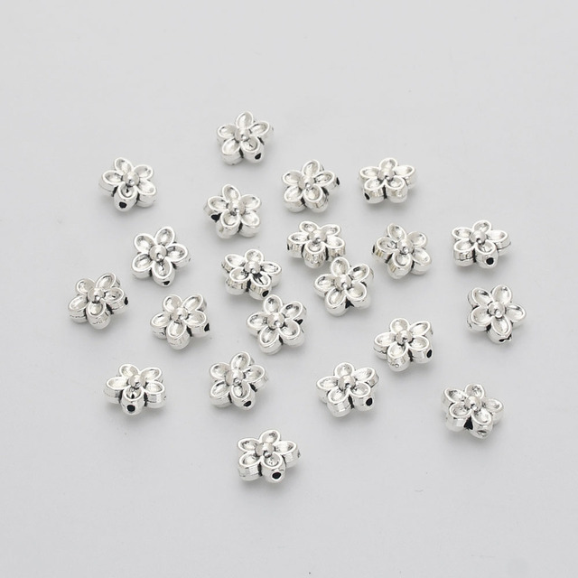 30 sztuk srebrnych metalowych koralików tybetańskich kwiatowych Spacer Charms do biżuterii - Wianko - 2