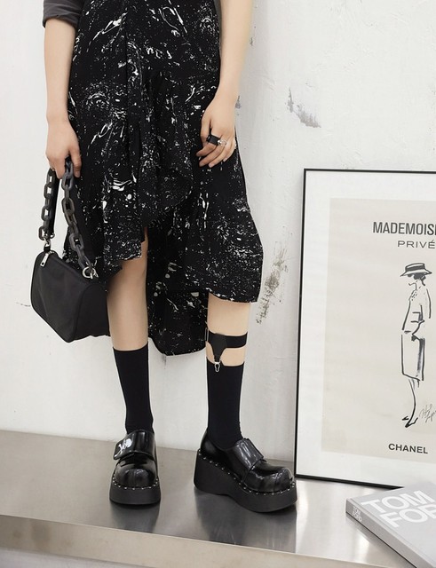 Buty damskie na platformie klinowej Kobiety Lolita Dark Harajuku - czaszka decor, okrągły nosek, pnącza, japoński styl - Wianko - 13