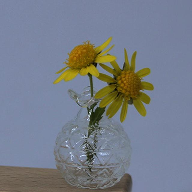 Domek dla lalek - delikatny model w formie miniaturowego szklanego wazonu do dekoracji i zabawy - Wianko - 2