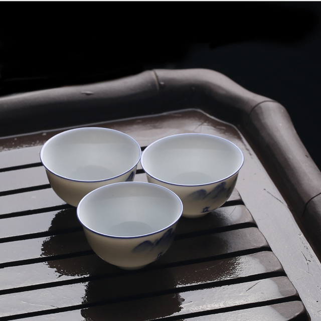 Ręcznie malowana chińska filiżanka do herbaty ceramiczna z niebieskim krajobrazem (2 sztuki/partia) - Wianko - 5