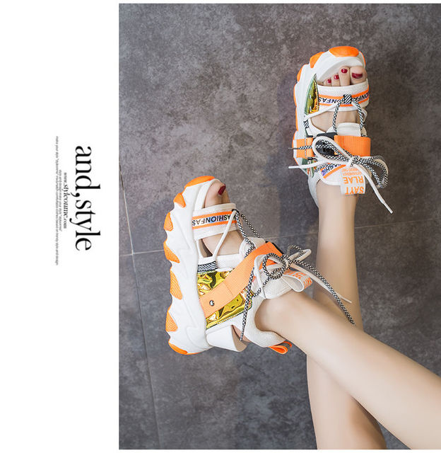 Wakacyjne sandały damskie na koturnie 9 cm - nowa kolekcja platformowych projektantów 2021 - Wianko - 16