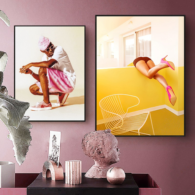 Obraz na płótnie pani w szlafroku - abstrakcyjny kształt stylu skandynawskiego, artystyczna dekoracja do domu, wysoka jakość zdjęcia - Wianko - 3
