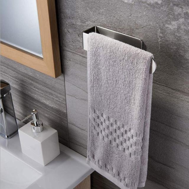 Stojak na ręczniki łazienkowe z półką, wykonany ze szczotkowanej stali nierdzewnej, bez konieczności wiercenia i kleju - Wianko - 2