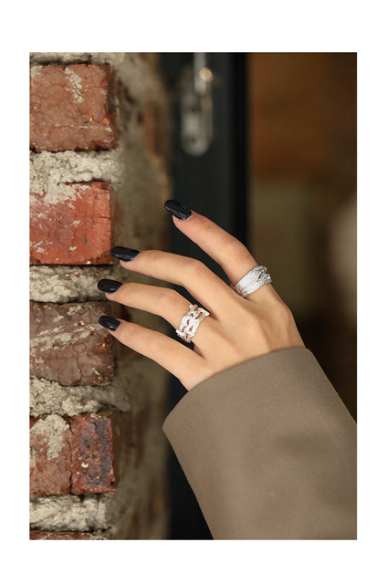 Pierścień biżuteryjny z prawdziwym srebrem 925, nieregularny wzór Hollow, idealny dodatek ślubny dla modnych kobiet w 2021 roku, wykończony pozłacanym 18K złotem - Wianko - 15