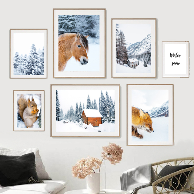 Obraz ścienny na płótnie - Zimowy krajobraz: jeleń, wilk, wiewiórka - Wianko - 7
