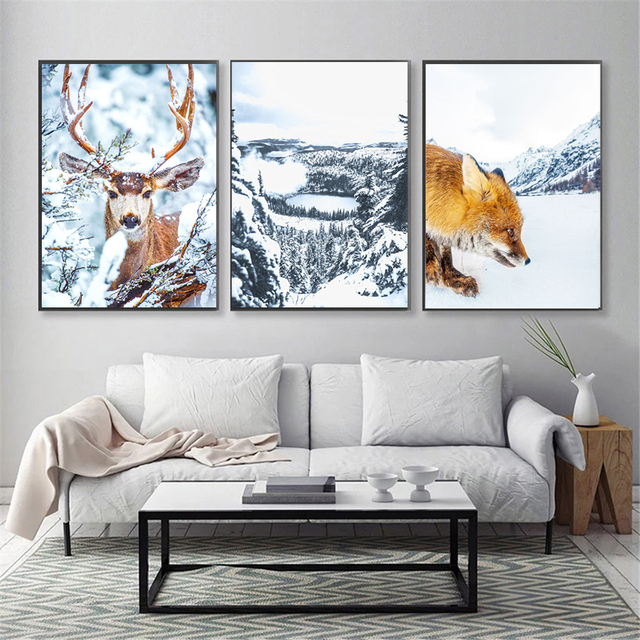 Obraz ścienny na płótnie - Zimowy krajobraz: jeleń, wilk, wiewiórka - Wianko - 11