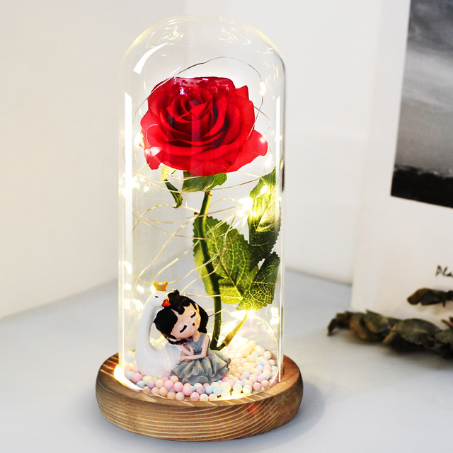 Sztuczna róża w szklanej kopule z LED, foliowana w złocie - prezent na Dzień Matki, walentynki czy urodziny - Wianko - 17