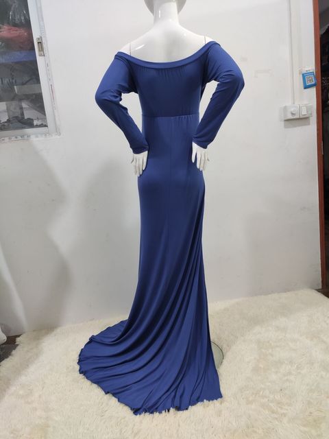 Długa sukienka szyfonowa z dekoltem w szpic, trenem i przylądkiem - kobieca elegancja - Wianko - 32