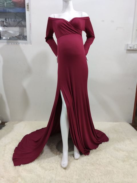 Długa sukienka szyfonowa z dekoltem w szpic, trenem i przylądkiem - kobieca elegancja - Wianko - 25