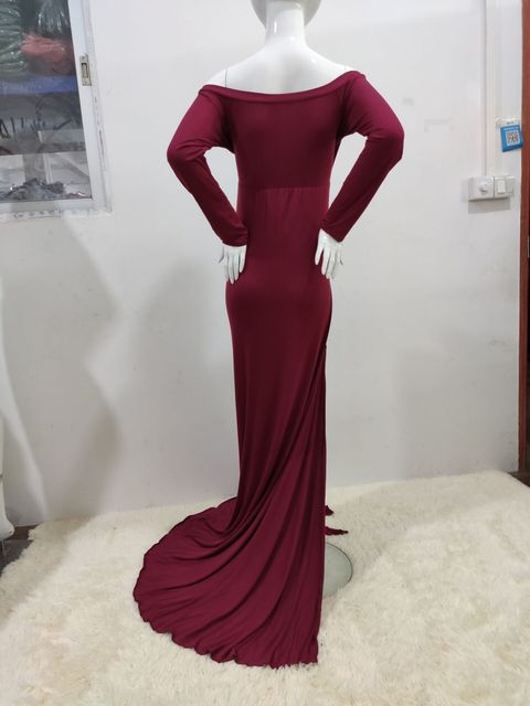 Długa sukienka szyfonowa z dekoltem w szpic, trenem i przylądkiem - kobieca elegancja - Wianko - 28