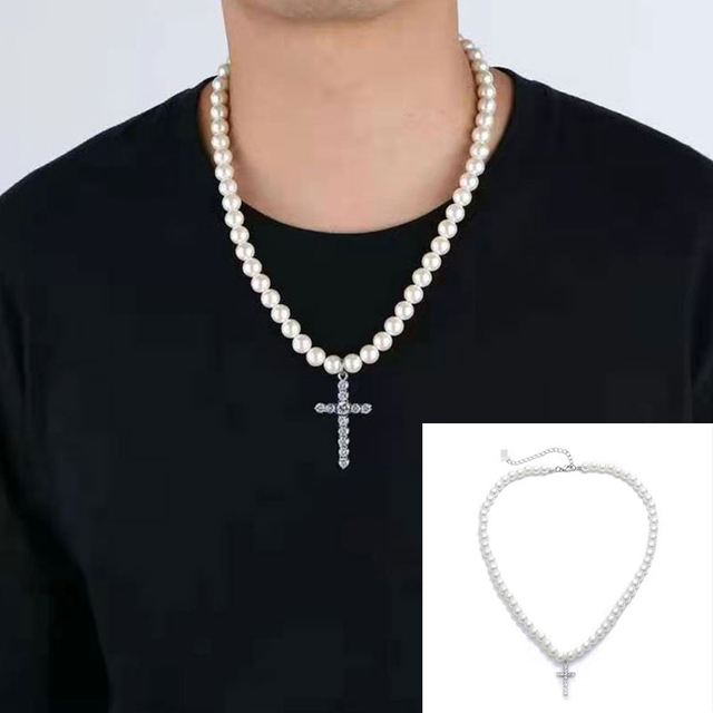 Naszyjnik z wisiorkiem imitujący vintage perełki z krzyżem i kryształami - Wianko - 1