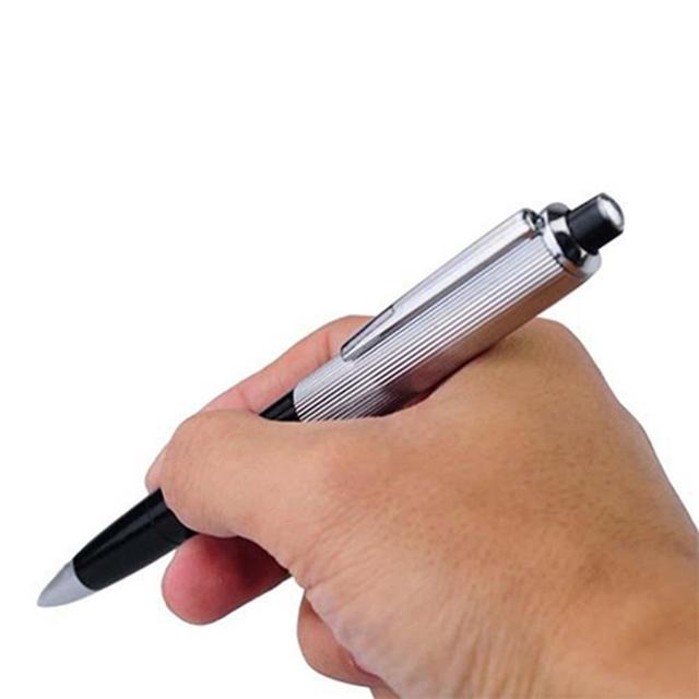 Długopis elektryczny Kuso Prank z rażącym prądem - zabawka, prezent - Wianko - 3