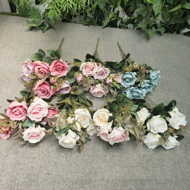 Bukiet sztucznych róż jesienią w stylu europejskim - 6 główek, z jedwabiu, idealne na ślub, retro, dekoracje stołu - Wianko - 6