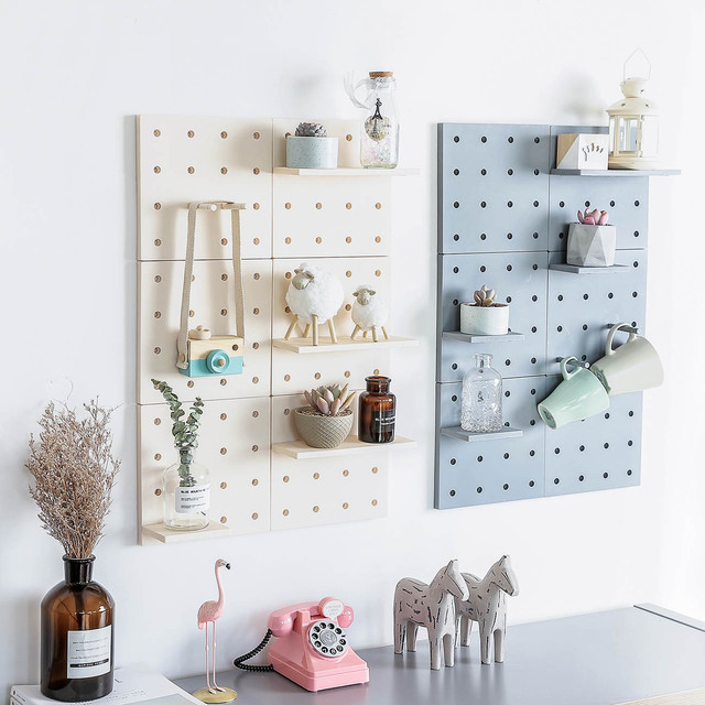 Bezdotykowa półka ścienna skandynawska minimalistyczna do salonu i sypialni z plastikowym uchwytem na talerze - dekoracja wnętrza - Wianko - 1