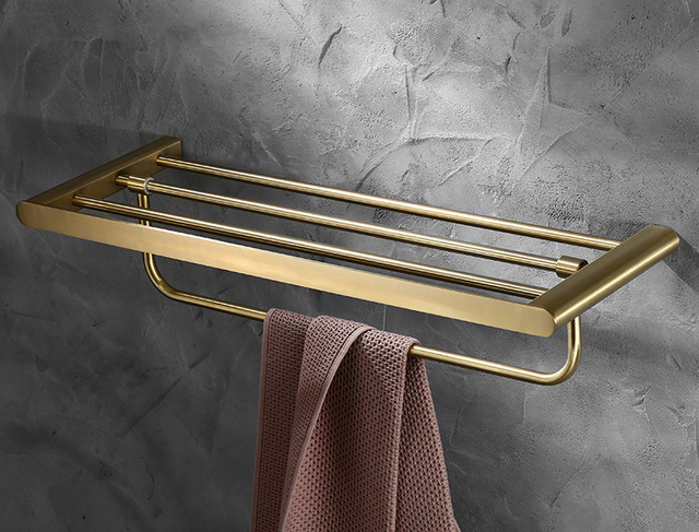 Luksusowy wieszak na ręczniki z polerowanego stali nierdzewnej w kolorze złota z półką do łazienki - Wianko - 2