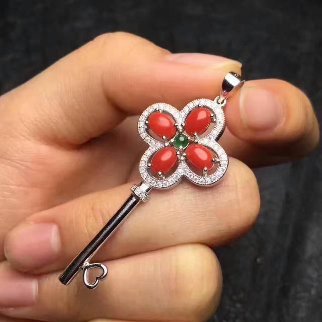 Wisiorek z naturalnym niebieskim kamieniem księżycowym i czerwonym kamieniem koralowym, srebrny (S925), koniczyna, w kształcie klucza, prezent dla dziewczyny, biżuteria - Wianko - 1
