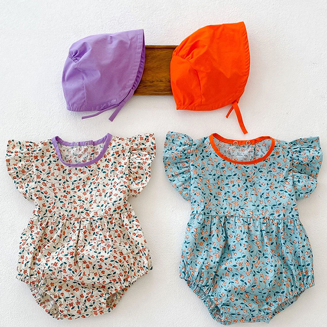 Kombinezon z bawełny dla niemowląt dziewczynek w kwiatowy wzór z latającymi rękawami i pasującym kapeluszem - Wianko - 2