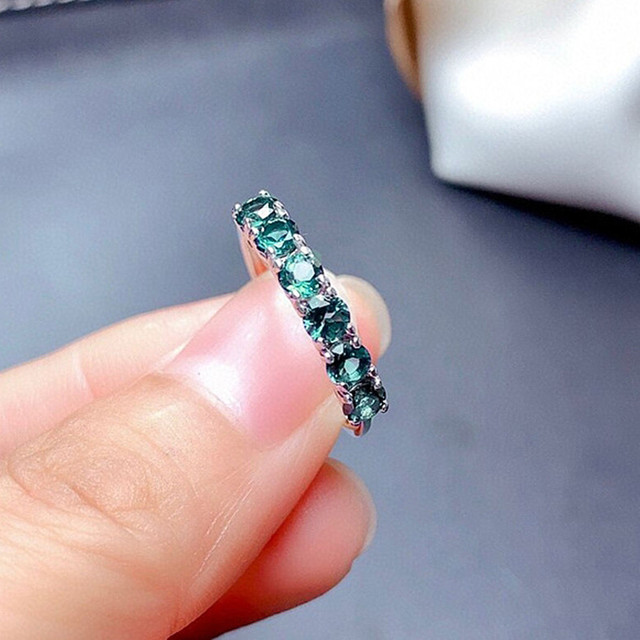 Elegancki pierścionek z zielonym i niebieskim topazem, kryształami cyrkonu i diamentami, w białym złocie - Wianko - 13