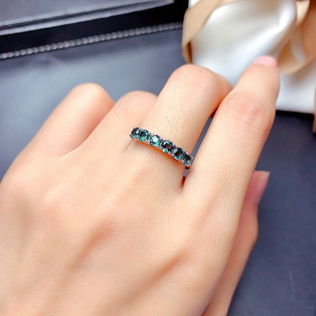 Elegancki pierścionek z zielonym i niebieskim topazem, kryształami cyrkonu i diamentami, w białym złocie - Wianko - 14