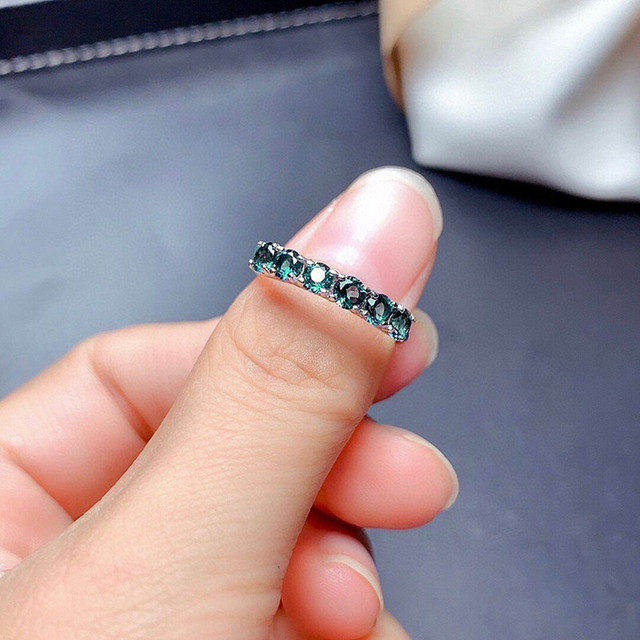 Elegancki pierścionek z zielonym i niebieskim topazem, kryształami cyrkonu i diamentami, w białym złocie - Wianko - 15