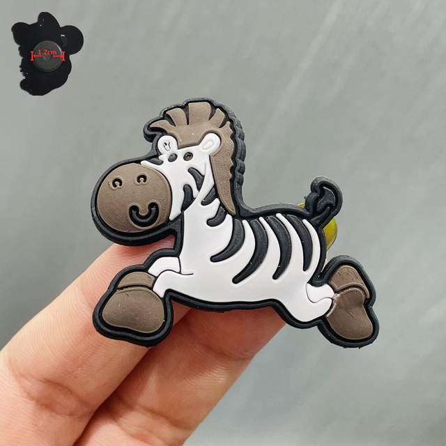 50 sztuk pcv Zebra strusia Cartoon naklejki magnetyczne na lodówkę - Mix kreatywnych owiec, pand, i królików jako pamiątka dzieciństwa - Wianko - 1