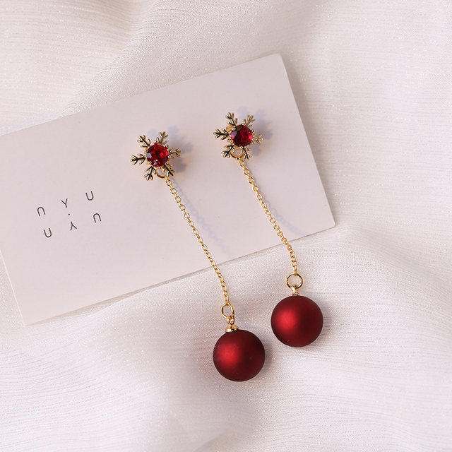 Kolczyki z cyrkonią w kształcie kokardy z drobnymi perłami - złote, czerwone, świąteczne dla kobiet - Wianko - 26