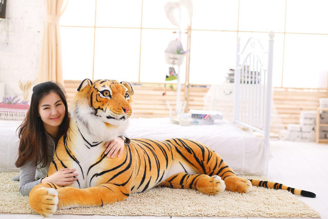Realistyczna pluszowa zabawka - tygrys i leopard w rozmiarze od 30 do 120 cm, biała wersja - Wianko - 14