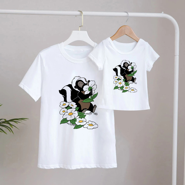 Koszulka graficzna Bambi i najlepsza przyjaciółka - moda streetwear dla rodzin z Disneyowską animacją (rękaw krótki) - Wianko - 19