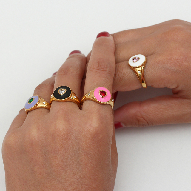 Elegancki pierścień z emaliowanego kamienia - biały, czarny, fioletowy, różowy, z kryształem CZ w kształcie serca - Wianko - 3