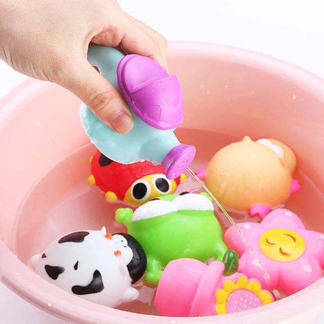 Zabawka do kąpieli Baby Cartoon - 7 sztuk zwierząt pływających w wodzie, idealna do gier i zabaw podczas prysznica dla maluchów - Wianko - 1