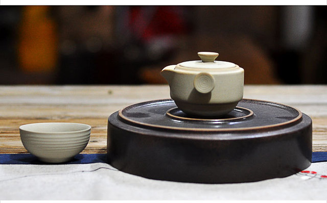 Zestaw naczyń do herbaty: Retro ceramika - dzbanek, filiżanki, czajnik, podróżny zestaw, prezenty, chińska ceremonia, parzenie herbaty - Wianko - 8