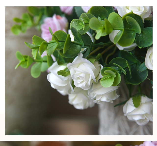 Sztuczne kwiaty jedwabne 11 głów bukiet róż do dekoracji - idealne na ślub, rodzinne przyjęcie czy restaurację - Wianko - 6
