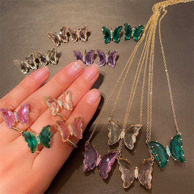 Kolorowy kryształowy motyl naszyjnik z akrylowym wisiorkiem dla kobiet - Wianko - 1
