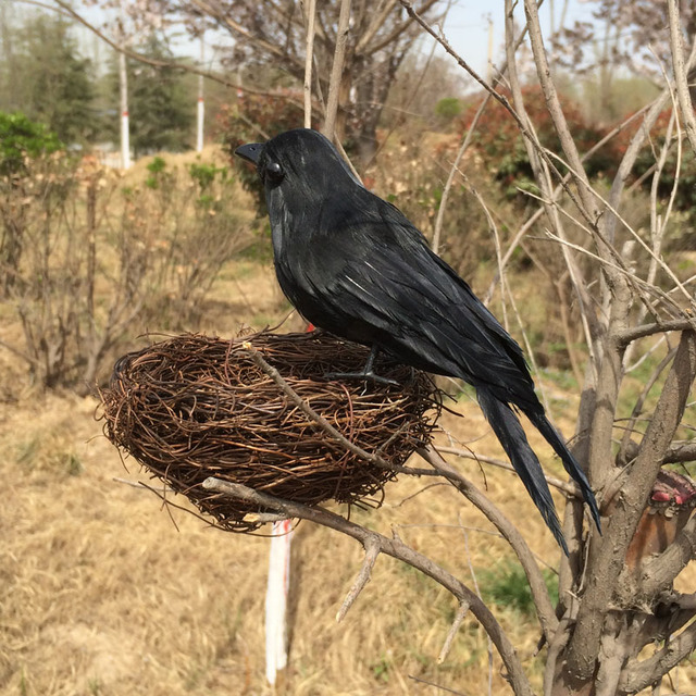 Symulacja wrona ptak duży 15cm czarny - zabawka rekwizyt halloweenowy plastik i pióra - Wianko - 4