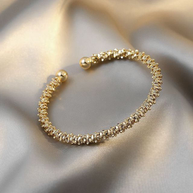 Elegancka, koreańska bransoletka z pereł dla kobiet - regulowana, złotego koloru - Wianko - 25