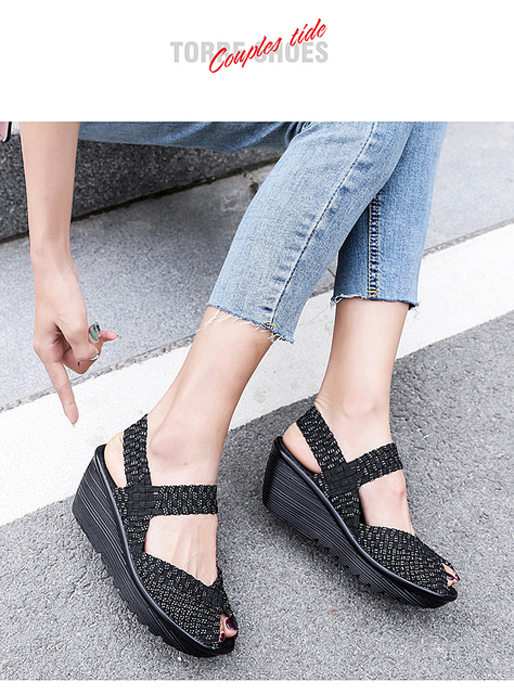 Sandals dla kobiet - letnie klapki damskie z wysokim 6CM klinem i tkane wierzchnie powierzchnie - czarne - Wianko - 12