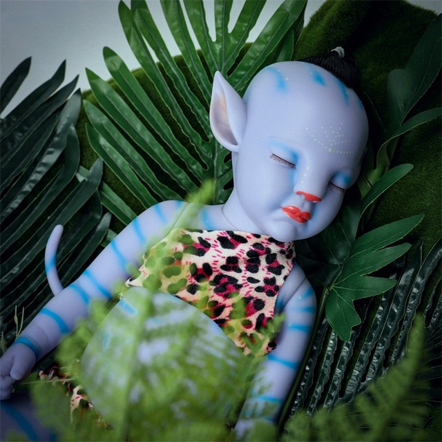 Reborn Baby chłopiec 20 cali (55 cm) z ogonem, realistyczny noworodek, pełnowartościowa lalka z winylu, kolor niebieski, lampa nocna, idealna zabawka na urodziny dzieci - Wianko - 12