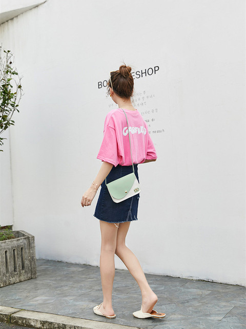 Moda w prostym stylu: Skórzana torebka Crossbody dla kobiet - letnia, jednolita kolorystyka z kokardką - podróżna mała torebka damską na ramię - Wianko - 3