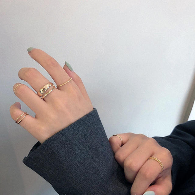 Czarny pierścionek na środkowy palec w stylu Vintage BOHO z łańcuchem - zestaw pierścieni dla kobiet, rozmiar mieszany - Wianko - 3