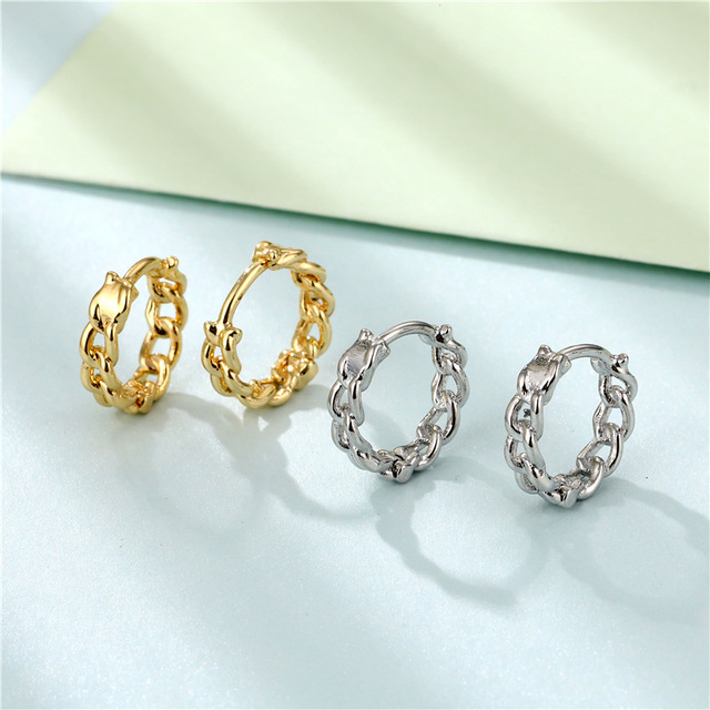 Minimalistyczne złote/białe kolczyki łańcuch Twist Tiny Hoop Huggie dla kobiet - miedziany design - Wianko - 5